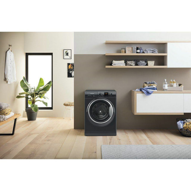 Hotpoint NSWM1045CBSUKN 10kg 1400 Black Washing Machine